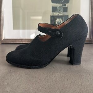 Robert Clergerie Vintage Mary Jane Heels